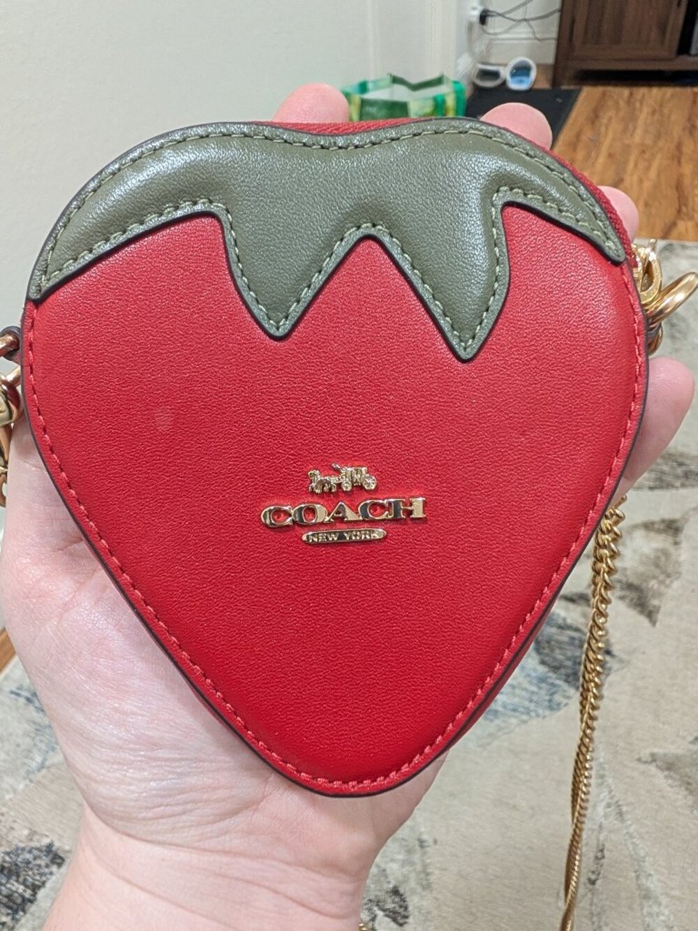 Coach – Strawberry Coin Purse
